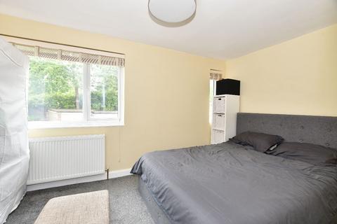 1 bedroom flat to rent, Chingford Avenue, E4