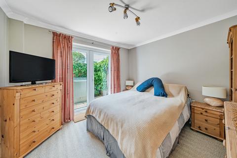 2 Middle Road, North Baddesley, Southampton, SO52 9JE