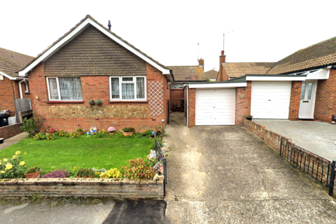 2 bedroom bungalow to rent, Canterbury Close, Broadstairs, CT10