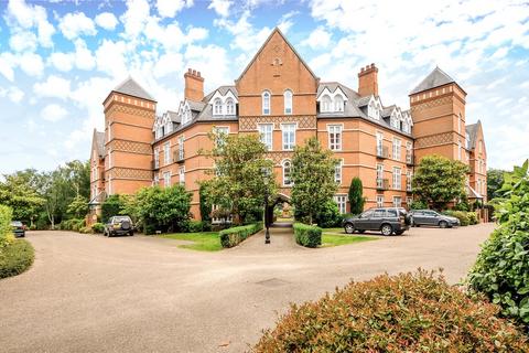 2 bedroom apartment for sale, Holloway Drive, Virginia Water, Surrey, GU25