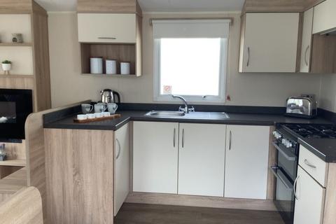 2 bedroom static caravan for sale, Marlie Holiday Park