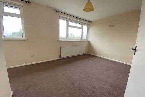 2 bedroom terraced house to rent, Kildare Close, Bordon, Hampshire, GU35