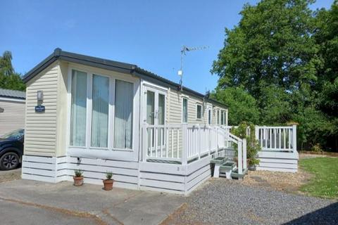 2 bedroom static caravan for sale - Glenfield Leisure Park, Smallwood Hey Road PR3