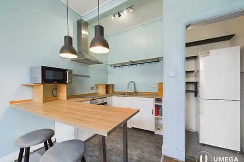 2 bedroom flat to rent, Edina Street, Leith, Edinburgh, EH7