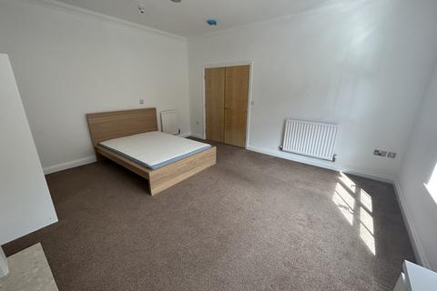 1 bedroom in a house share to rent, Featherstone Grove, Newcastle upon Tyne NE3