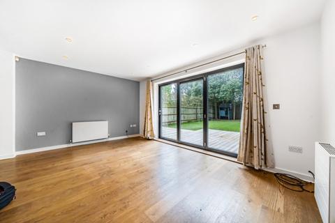 5 bedroom house to rent, Whitelands Crescent Putney SW18
