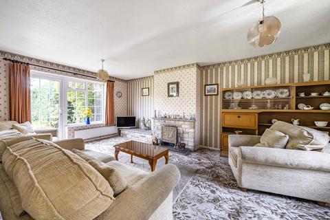 10 Farnham Close, Bovingdon, Hemel Hempstead, HP3 0QT
