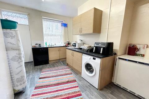 4 bedroom terraced house for sale, Colville Terrace, Thorpe, Wakefield, West Yorkshire