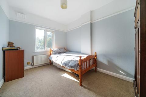 13 Downs Hill, Beckenham, BR3 5HA