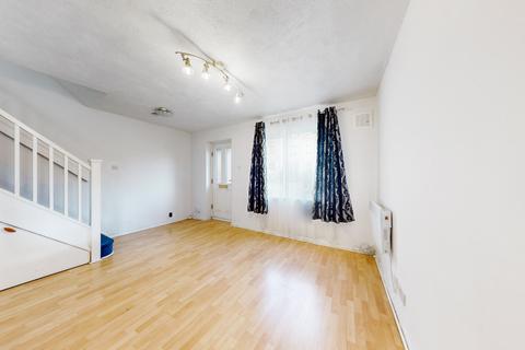 1 bedroom semi-detached house to rent, Campbell Close, London, SW16
