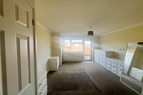 3 bedroom detached bungalow to rent, Wilmington Close, Brighton BN1