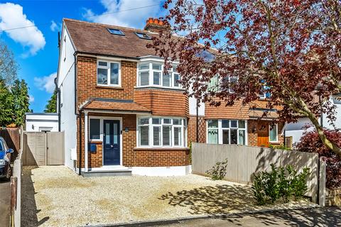 52 Fairfield Drive, Dorking, RH4 1JH