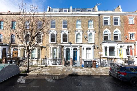 10 Dunlace Road, London, E5 0NE