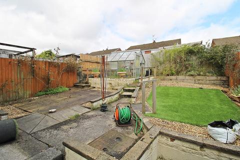 26 Castleford Close, Beddau, Pontypridd, CF38 2RW