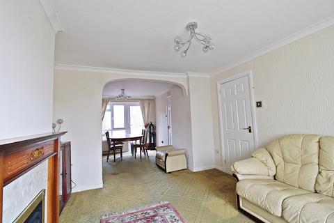 26 Castleford Close, Beddau, Pontypridd, CF38 2RW