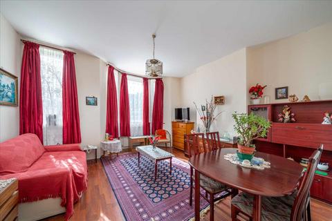 1 bedroom flat for sale, Hazelmere Road, London, NW6