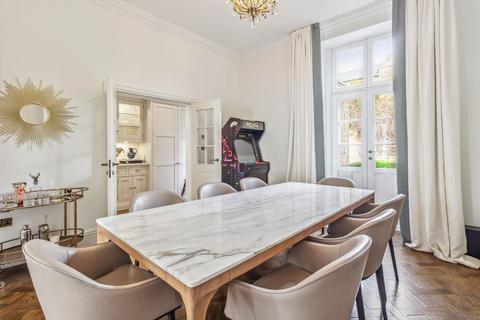 6 bedroom terraced house to rent, Palace Gardens Terrace, London, W8