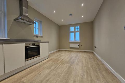 2 bedroom flat to rent, Fortis Green, Muswell Hill, N2