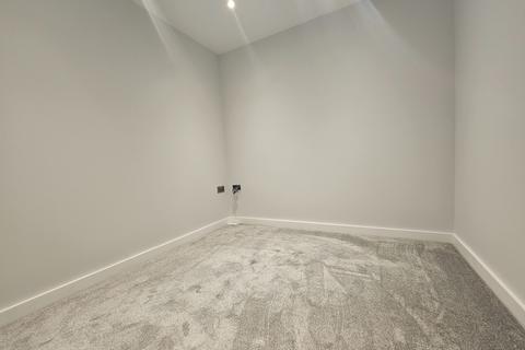 2 bedroom flat to rent, Fortis Green, Muswell Hill, N2