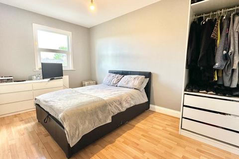 2 bedroom apartment for sale, Brodie Court, Newport Road, London E10
