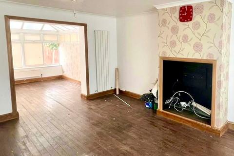 32 Parkfield Way, Bromley, BR2 8AF