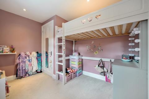 1, Albert Cottages Emmets Nest, Binfield, Bracknell, RG42 4HJ