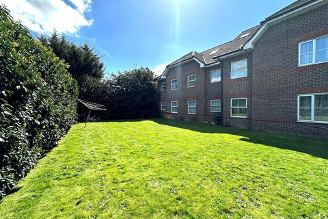 27 Bishops Drive, Feltham, TW14 8LT