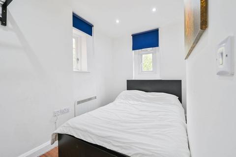 1 bedroom flat to rent, Eversholt Street, Mornington Crescent, London, NW1