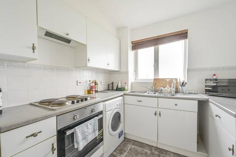 2 bedroom flat to rent, Ferguson Close, Isle Of Dogs, London, E14