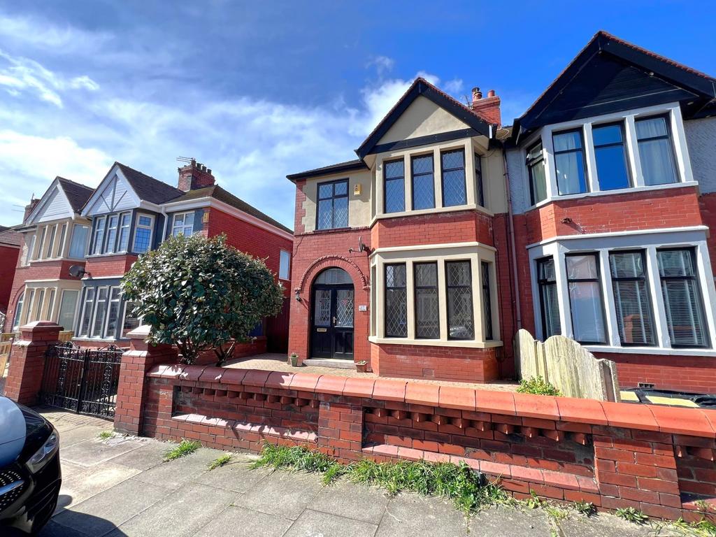 Hodgson Road, North Shore FY1 3 bed semidetached house for sale £185,000