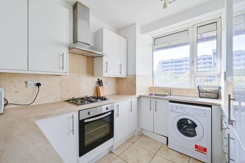 2 bedroom flat to rent, Priory Green, Islington, London, N1