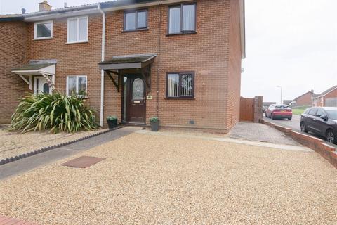 2 bedroom end of terrace house for sale, Mill Road, Saxmundham, Suffolk