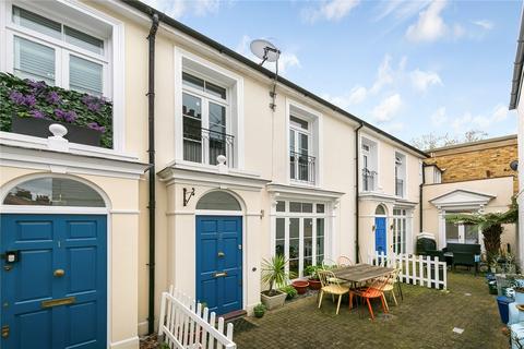 2 Spring Mews, Richmond, TW9 2PY