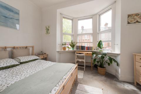 1 bedroom flat for sale, Crescent Road, Ramsgate