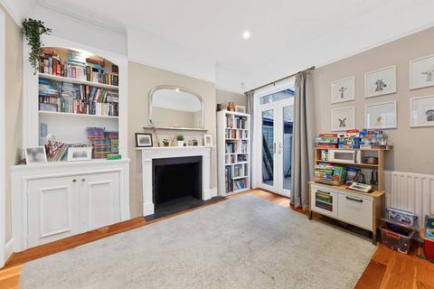 17 County Grove, London, SE5 9LE