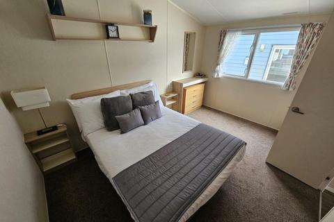 2 bedroom static caravan for sale, Tarka Holiday Park