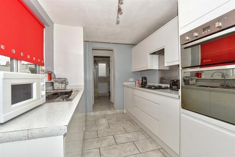 3 bedroom terraced house for sale, Addiscombe Road, Margate, Kent