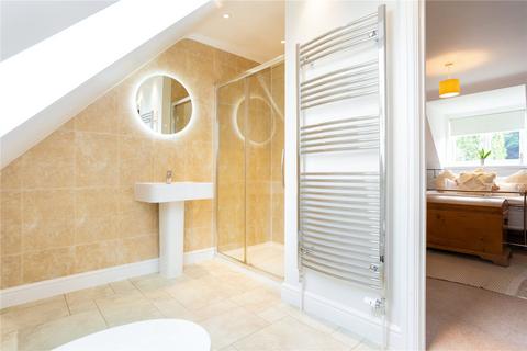 10 Aesops Orchard, Woodmancote, Cheltenham, GL52 9TZ