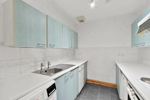 2 bedroom flat for sale, Glasgow Road, Dumbarton, West Dunbartonshire, G82