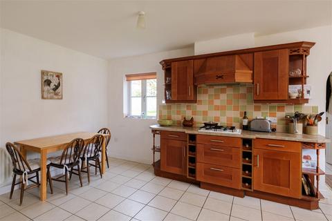 4 bedroom detached house for sale, Knapps Close, Winscombe