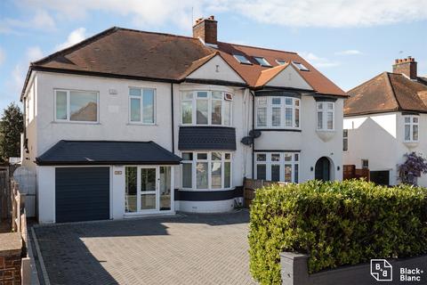72 Station Road, West Wickham, BR4 0PU
