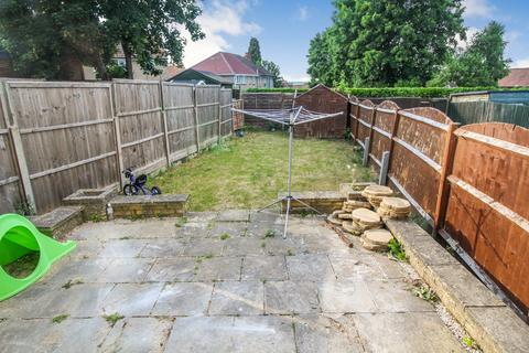 62 Bramshaw Road, Tilehurst, Reading, RG30 6AS
