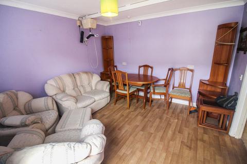 51 Bromley Walk, Tilehurst, Reading, RG30 4LR