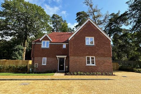 3 bedroom detached house for sale, Scotland Place, Scotland Lane, Haslemere