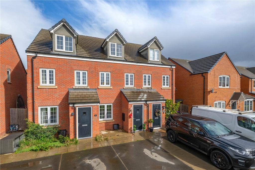 Snow Close, Holdingham, Sleaford... 3 bed terraced house for sale £