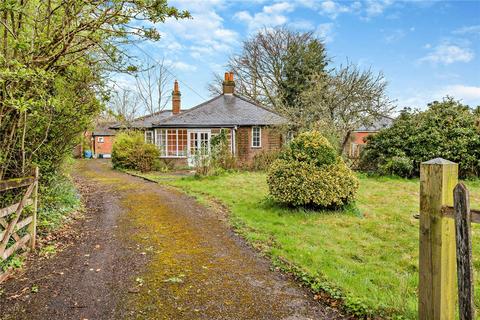 3 bedroom bungalow for sale, East Lane, Chieveley, Newbury, Berkshire, RG20