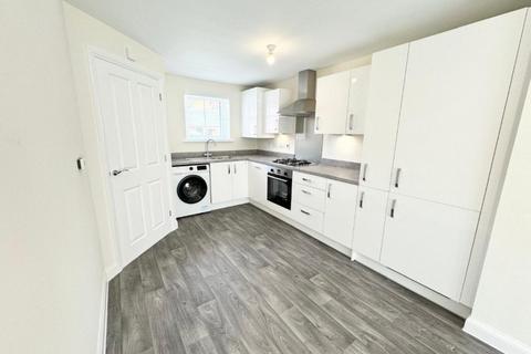3 bedroom semi-detached house to rent, Swindon, SN1 7EG
