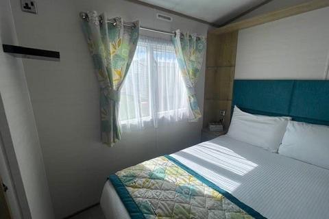 3 bedroom static caravan for sale, Par Sands Coastal Holiday Park