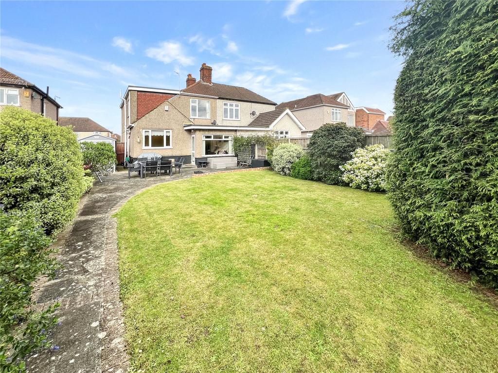 Westwood Lane, South Welling, Kent, DA16 5 bed semidetached house for