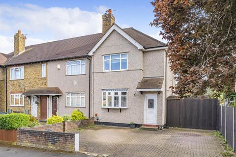 59 Paston Crescent, London, SE12 9EF